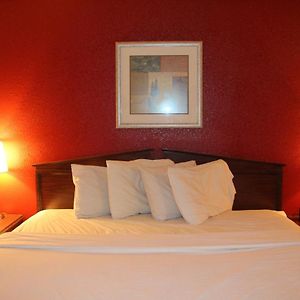 Fort Hays Inn