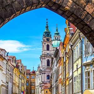 Charles Bridge Hostel & Apartments