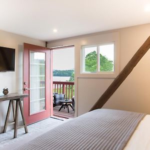 King Room Lake View