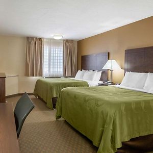 Queen Room Mobility accessible