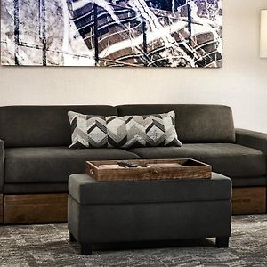 Queen Suite