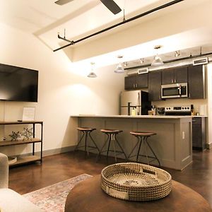 Queen Suite