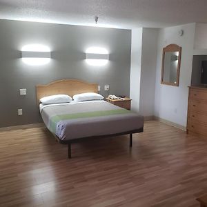 Queen Suite