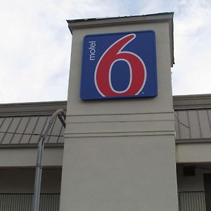 Motel 6 Brookhaven, Ms