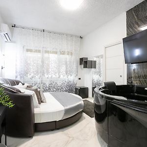 Gregorio VII Luxury Suites San Damaso