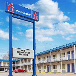 Motel 6-Huntington, Wv