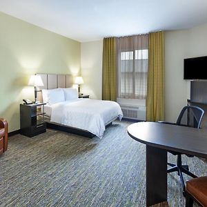 Suite Mobility or hearing accessible