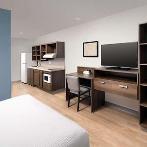 Queen Room Mobility accessible