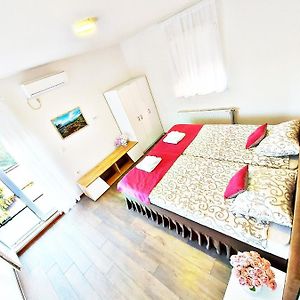 Magenta Apartments