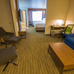 Queen Suite