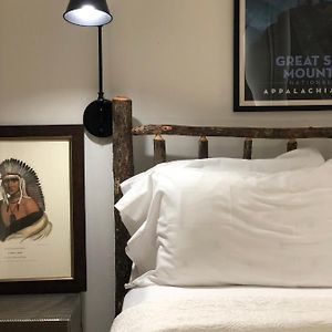 Bunkhouse Standard King