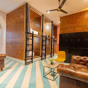 Dormitory Room Mixed