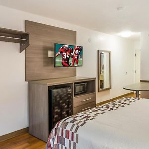 Superior  King Room Disability Access