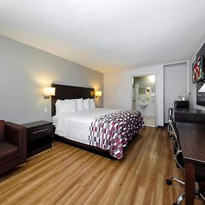 Deluxe  King Room Disability Access