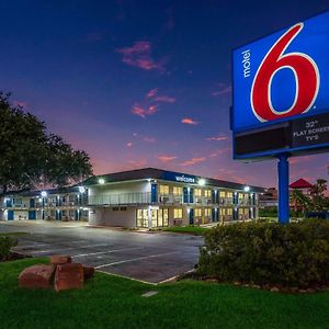 Motel 6-College Station, Tx - Bryan