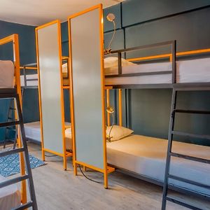 Dormitory Room Mixed