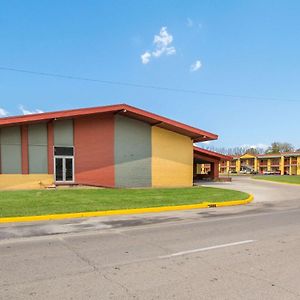 Econo Lodge Evansville
