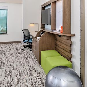 King Room Mobility or hearing accessible