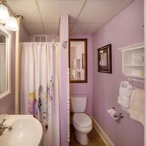 Private Bathroom King Room