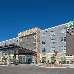 Holiday Inn Express & Suites - West Omaha - Elkhorn By Ihg