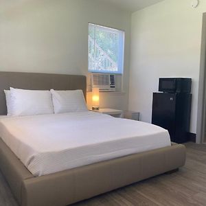Tradition Queen Room