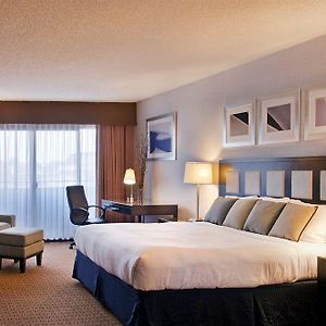 King Suite Mobility accessible
