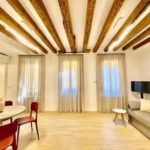 Suite House New Apartments Wi Fi Venice Island