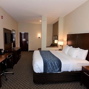 King Suite Mobility accessible