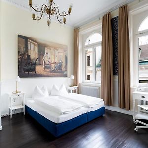 Boutique Room
