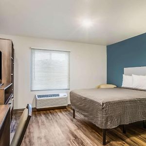 Queen Room Mobility accessible