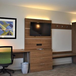 King Room Hearing Accessible