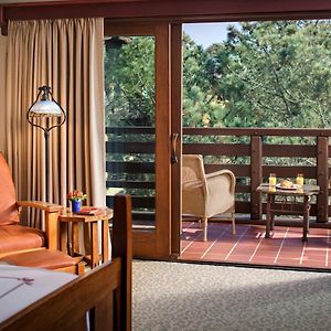 Signature King Room