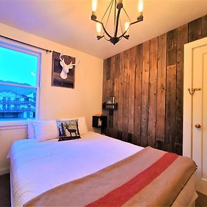 Budget King Room