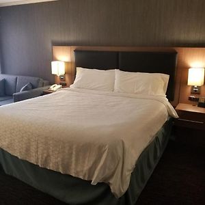 Executive King Room