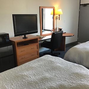 Queen Room Mobility accessible