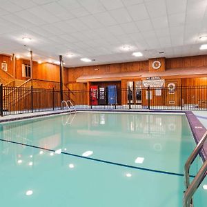 Sturgis Lodge And Suites