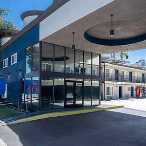 Motel 6-Anaheim, Ca - Convention Center