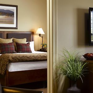 King Suite Mobility accessible