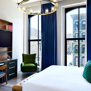 King Room Mobility accessible