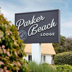 Parker Beach Lodge