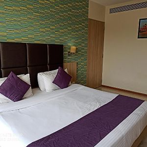 Premium King Room