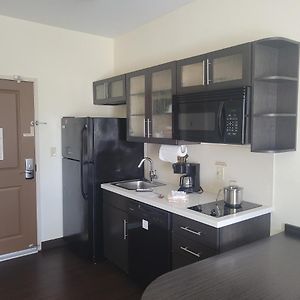 Queen Studio Mobility accessible