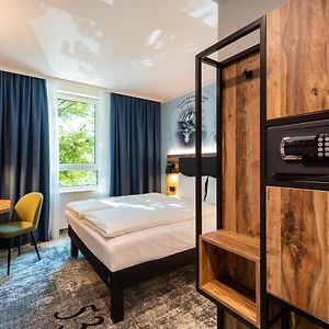 Comfort King Room