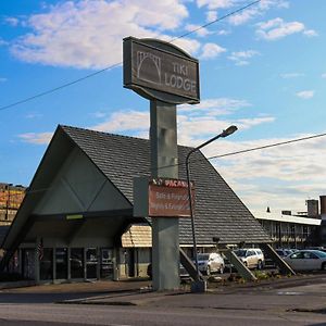 Tiki Lodge Motel