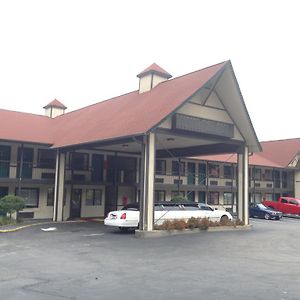Amerivu Inn & Suites - Helen - Downtown