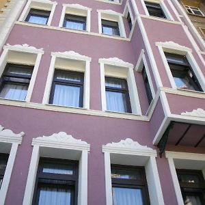 Suite Apartment
