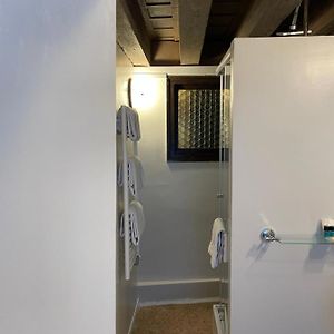 Budget King Room