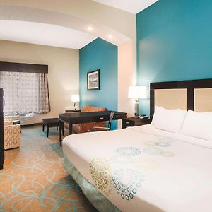 Deluxe  King Room Mobility accessible