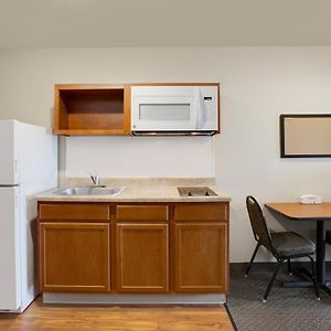 Standard Queen Room Mobility accessible