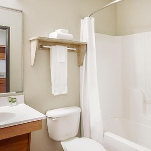 Queen Suite